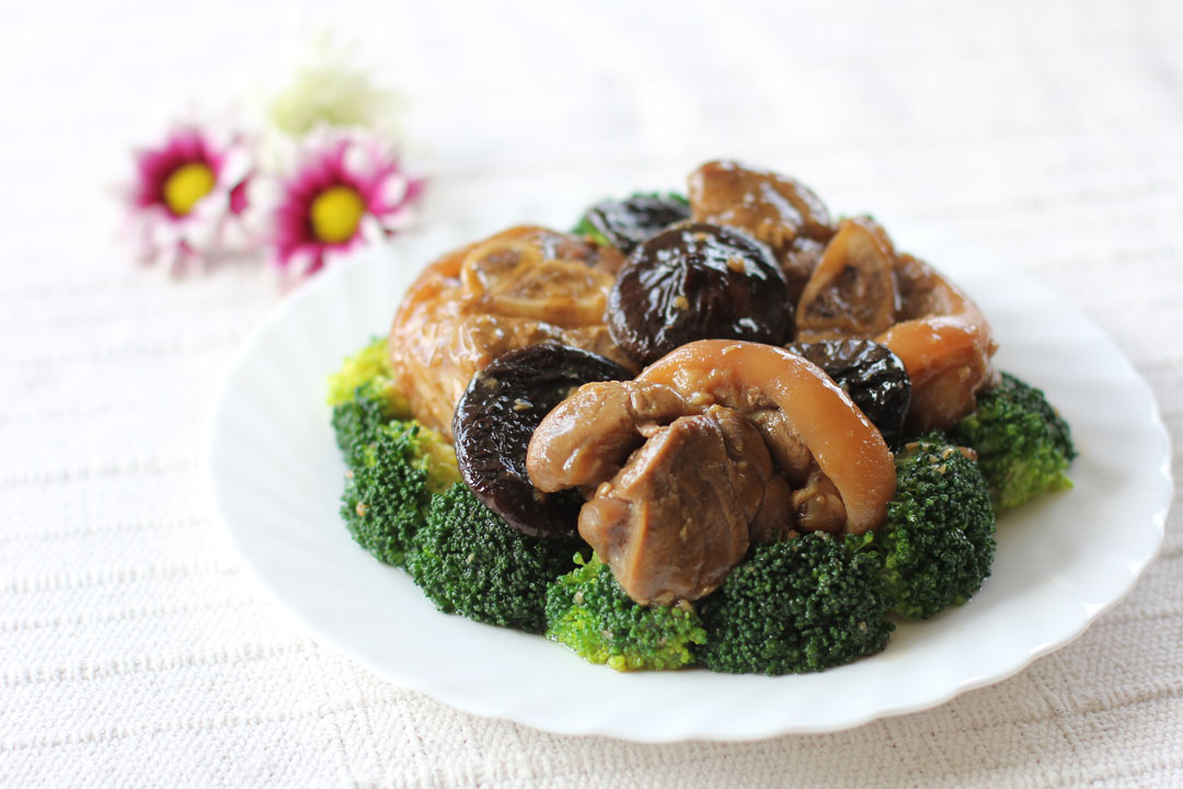 Braised Pork Hock and Broccoli 1