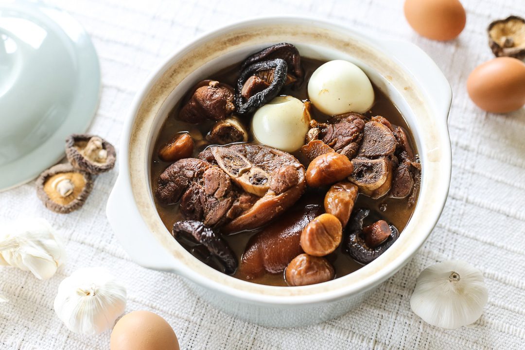 Braised Pork Hock with Chestnuts and Mushroom 2