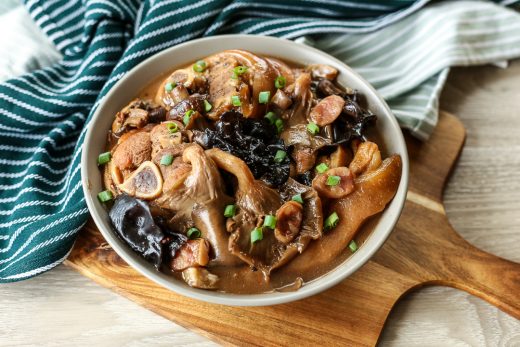 Braised Pork and Oyster Mushrooms 1
